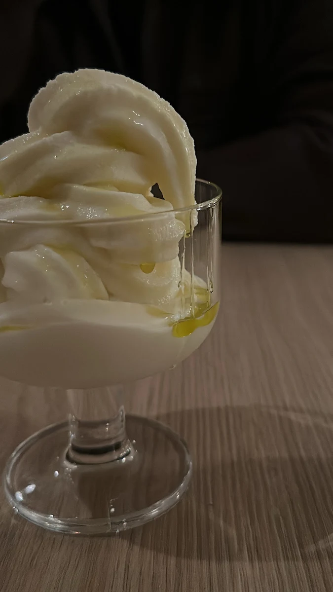 Soft Serve with Salt and Olive Oil, Occhiolino
