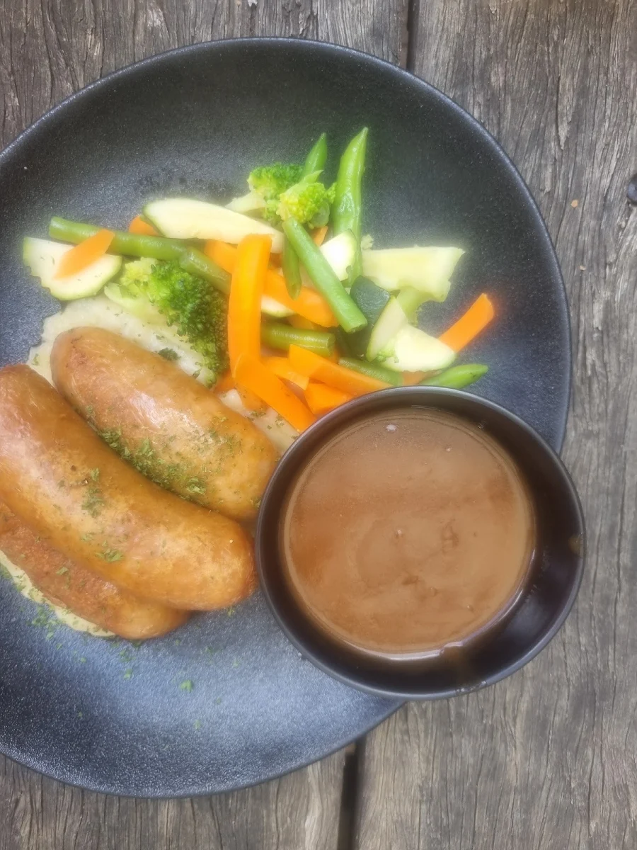 Bangers and Mash, Top Pub