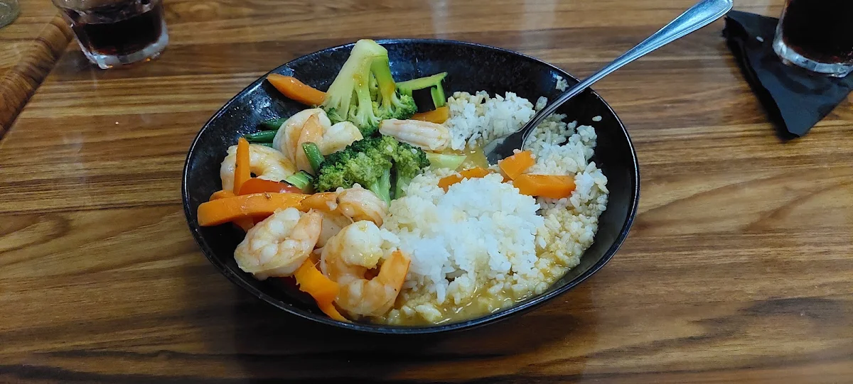 Creamy Garlic Aussie Prawns, Top Pub