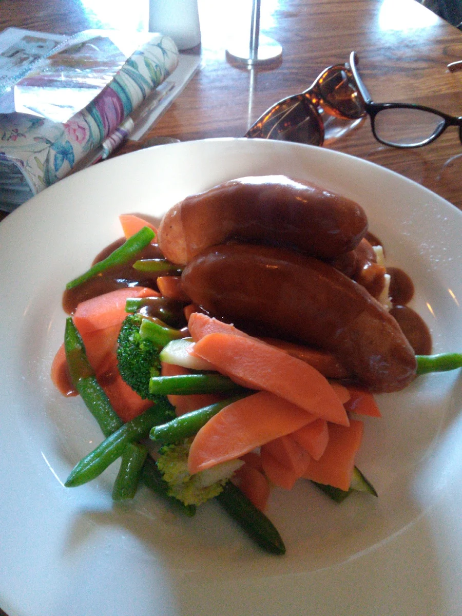 Sausages Mash and Vegetables with Gravy, Top Pub
