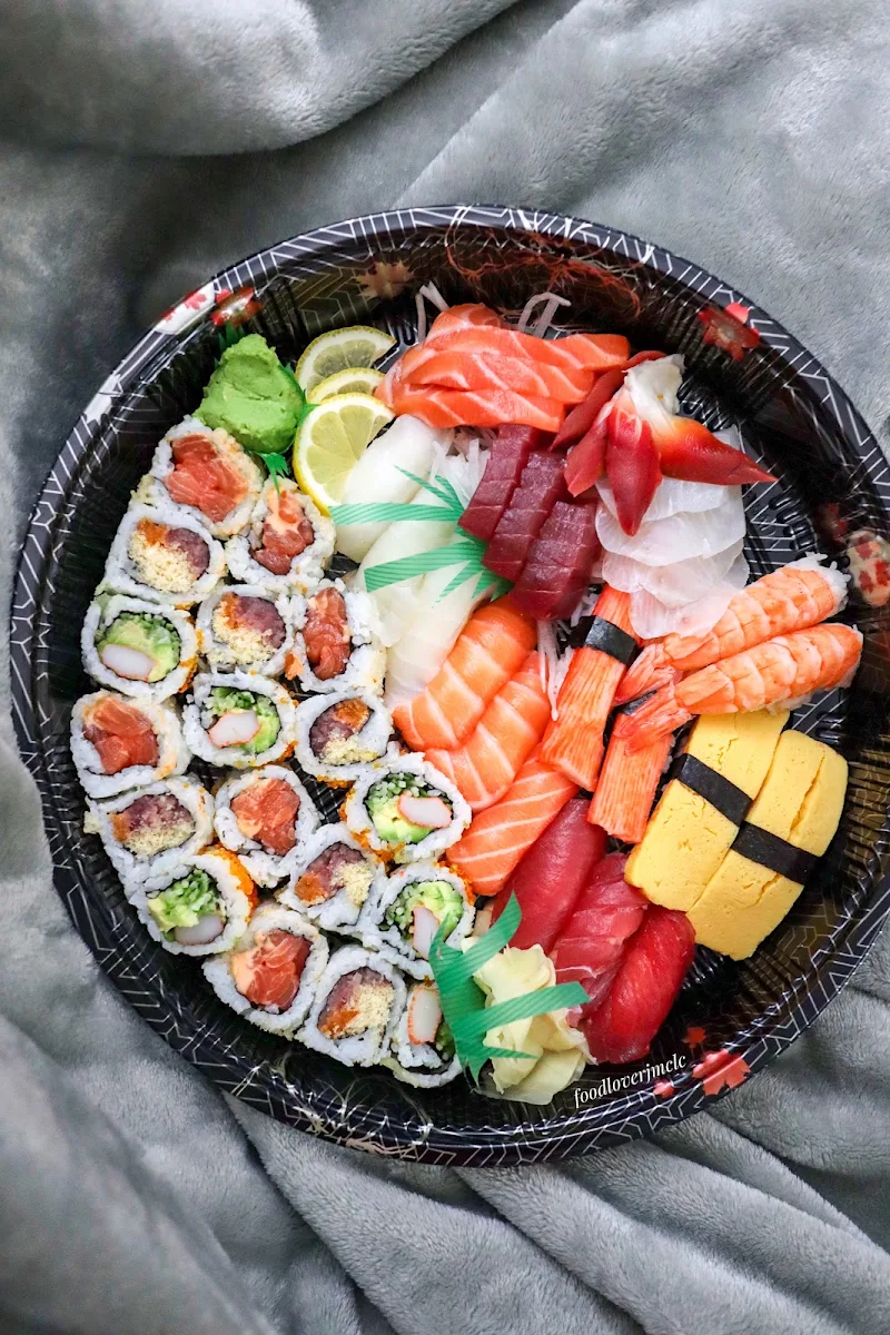 Highlights, Hug Sushi Richmond Hill (Sushi Takeout)