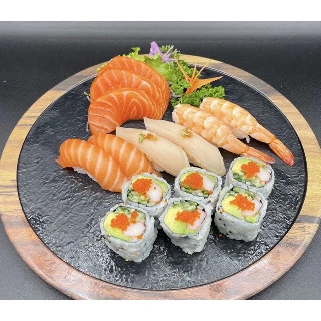 Highlights, Hug Sushi Richmond Hill (Sushi Takeout)