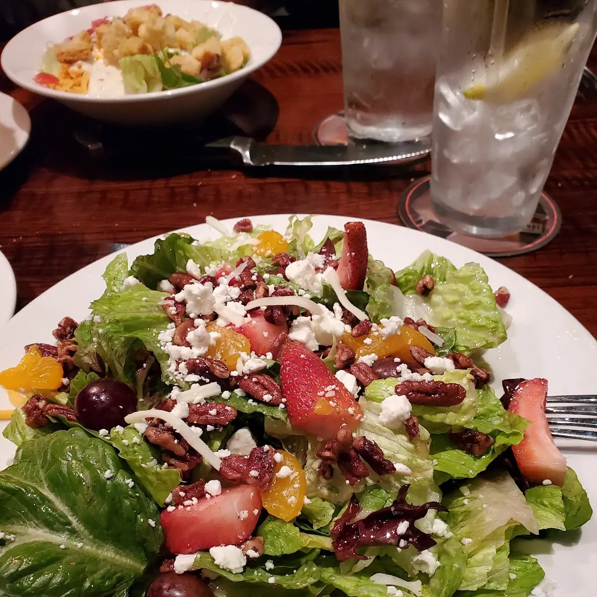 Strawberry and Pecan Salad
