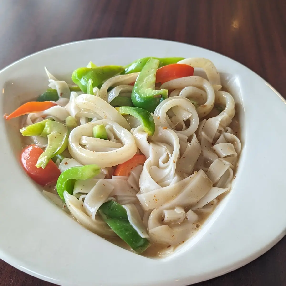 Peanut Curry Noodle with Calamari