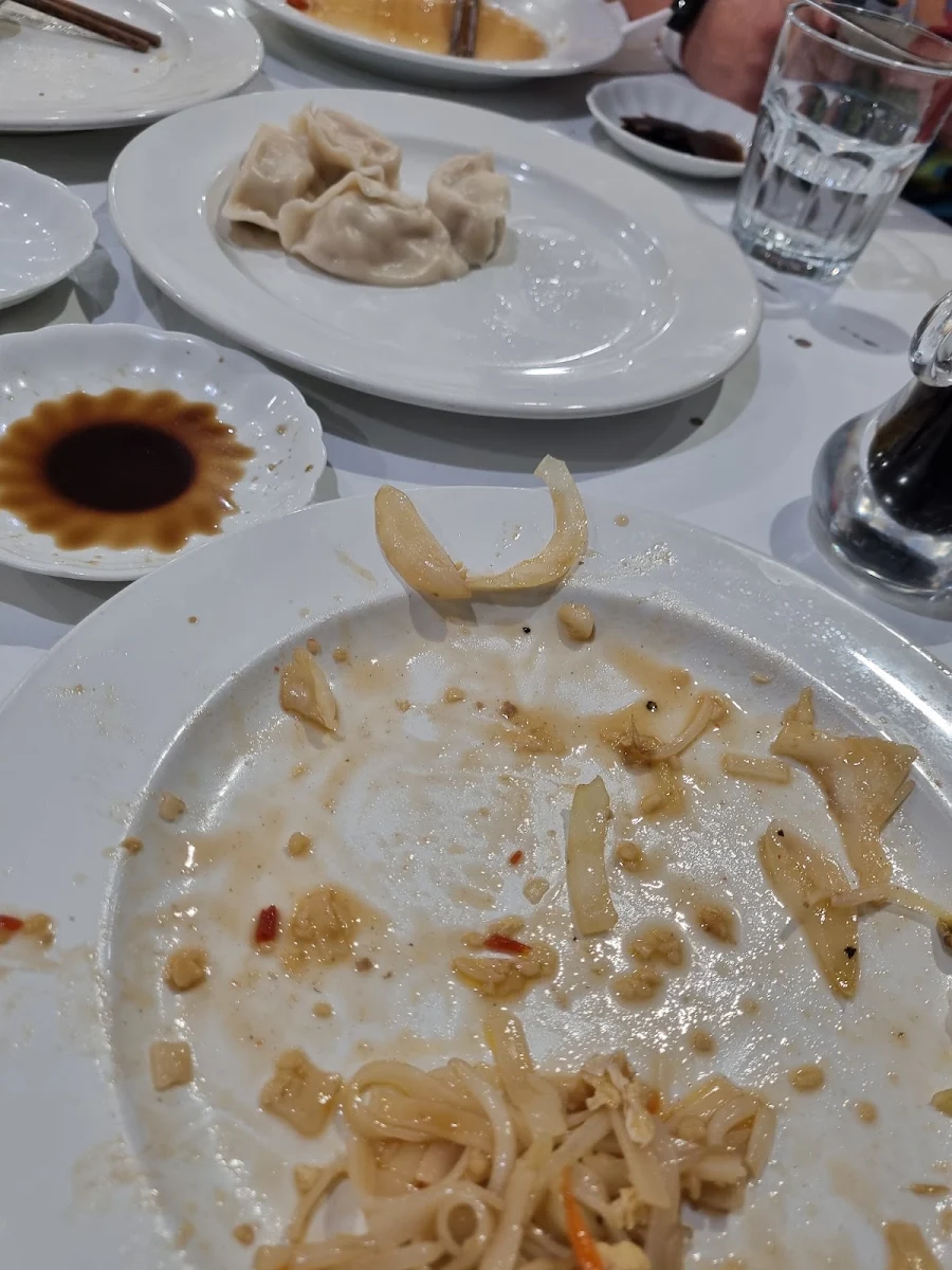 Paid Thai Fried Rice, Dumpling Go Go