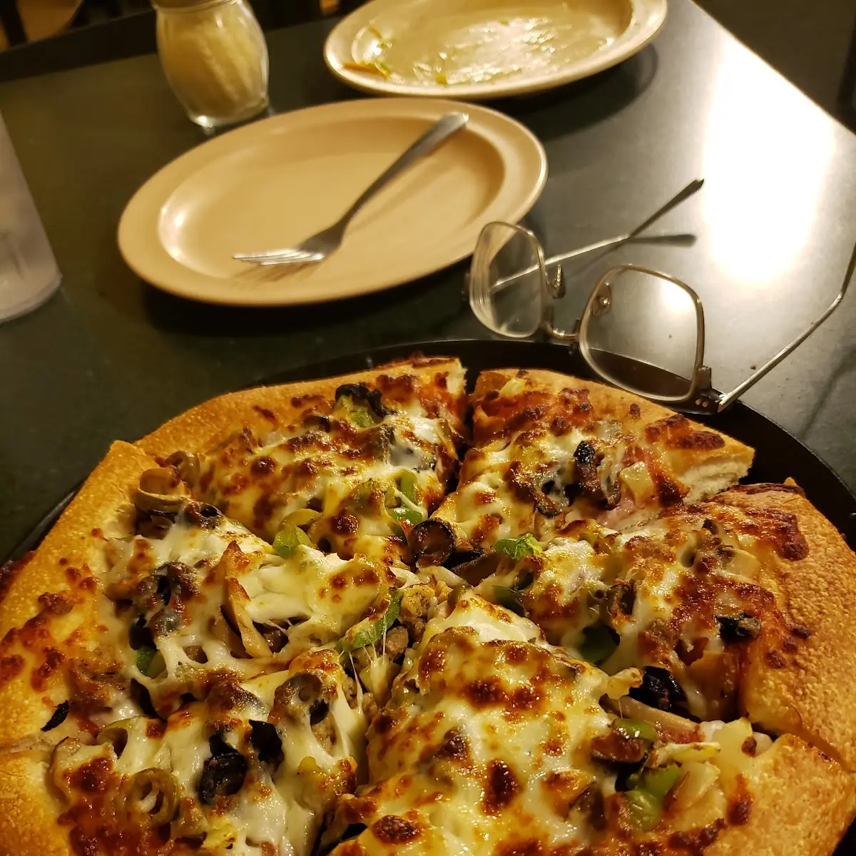 New York Style Pizza with Everything