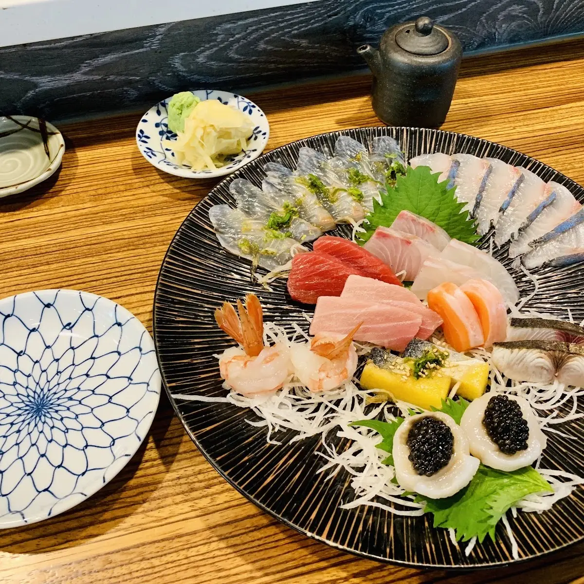 Tsubugai Sashimi, Taka's Sushi