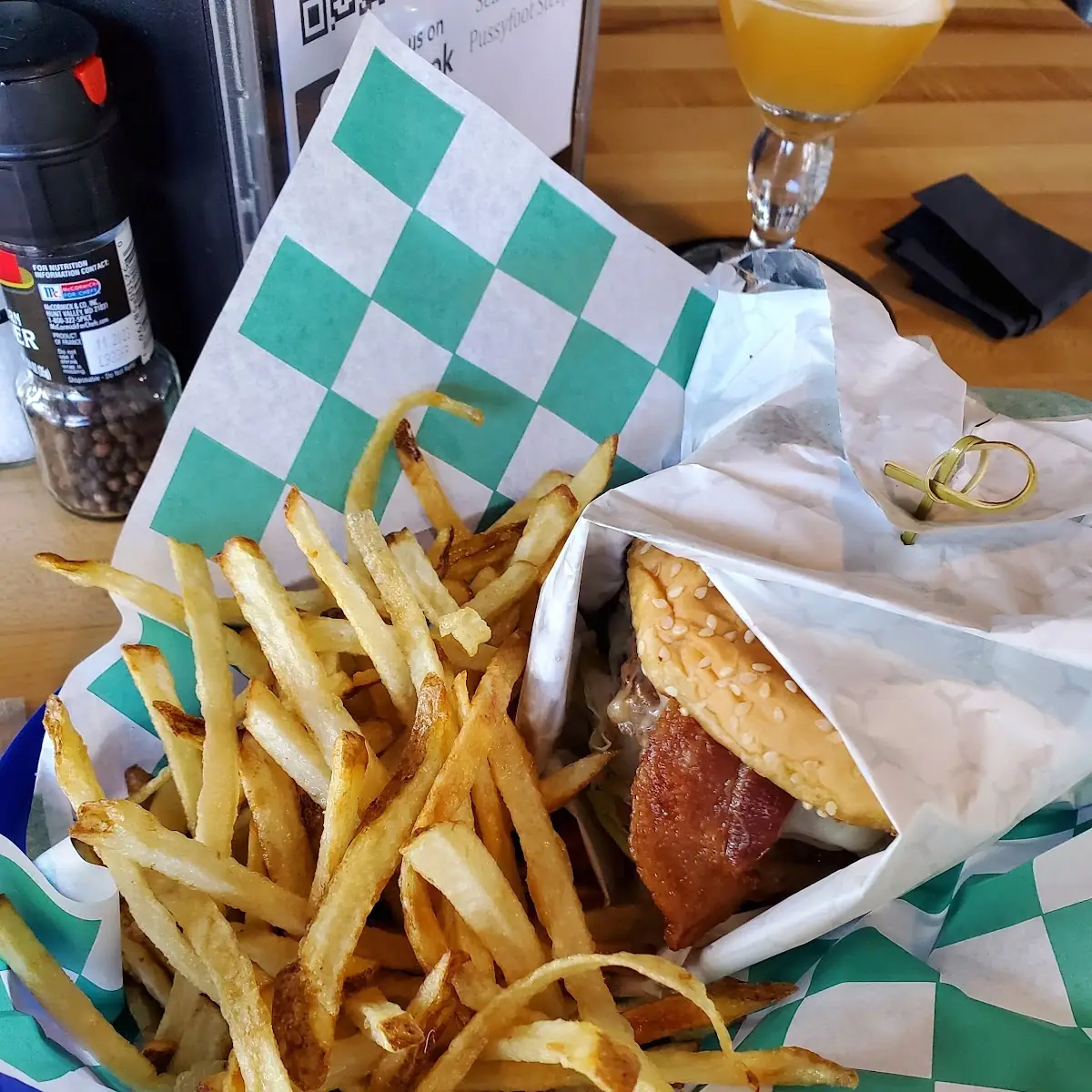 Double Bacon Cheeseburger House Cut Fries