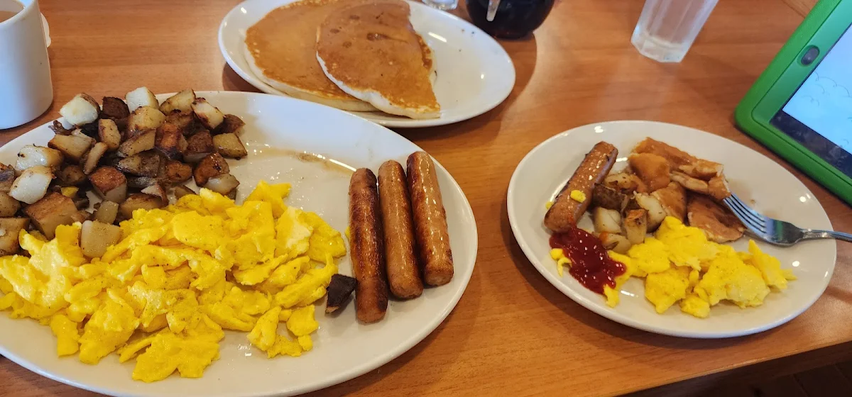 Highlights, Sunset Grill