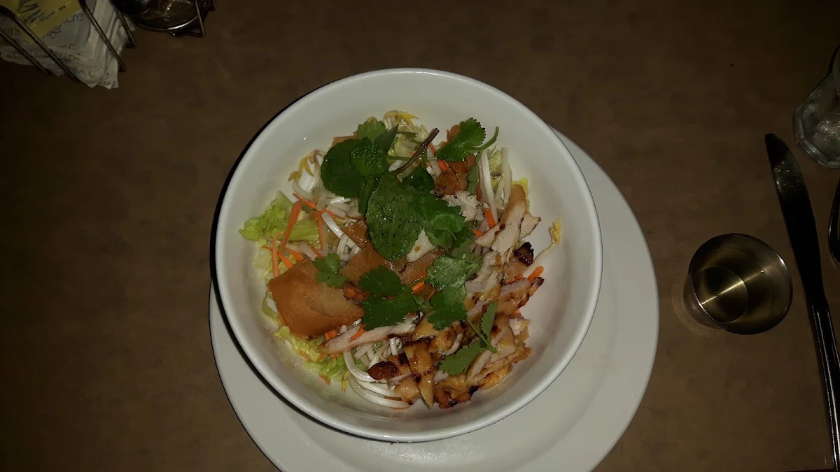 Highlights, Les Délices Du Lao-Thai