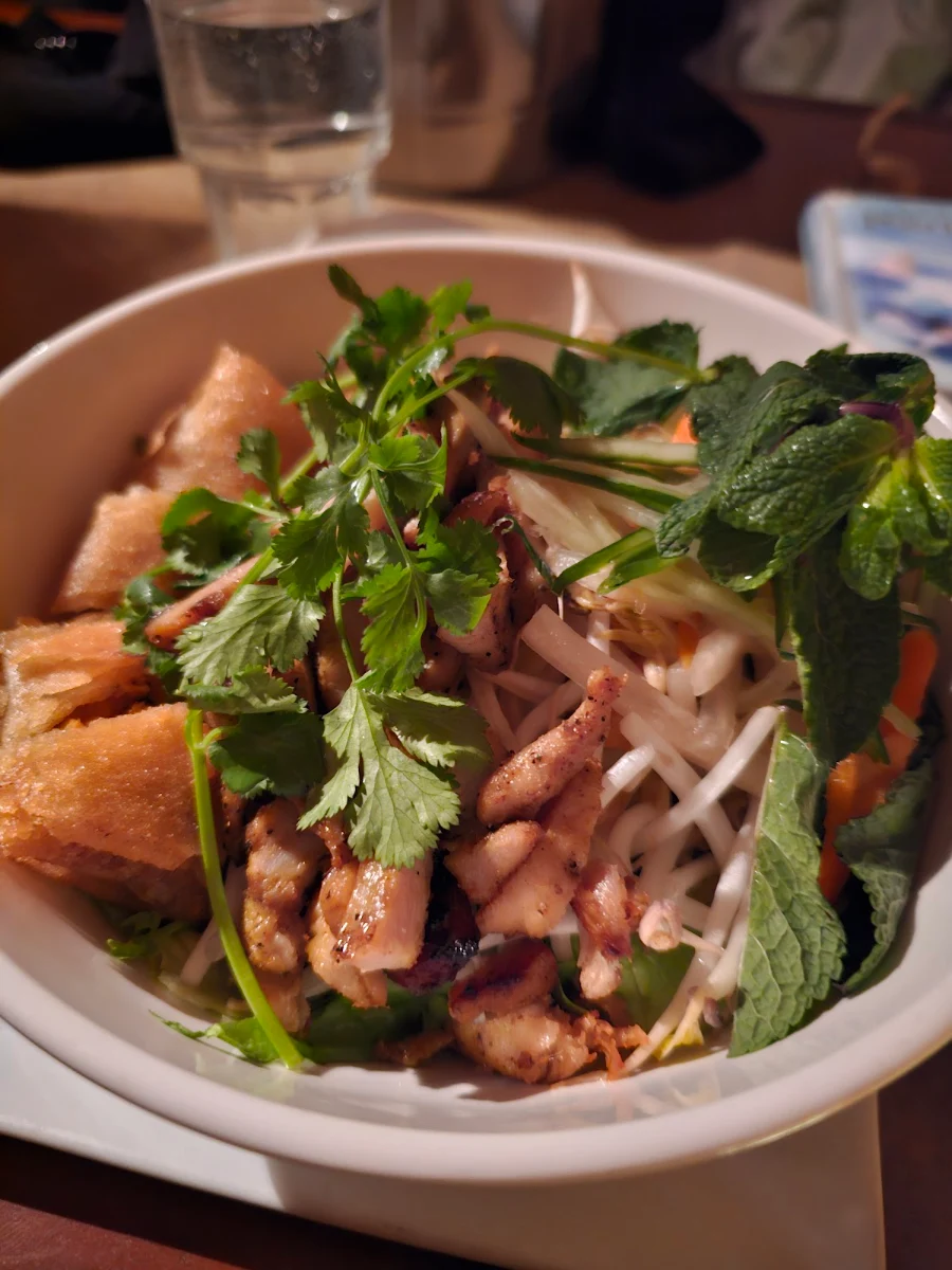 Highlights, Les Délices Du Lao-Thai