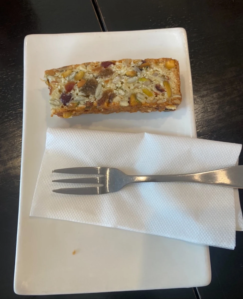 Apricot Bar, Decoy Cafe / Dark Horse Coffee Roasters