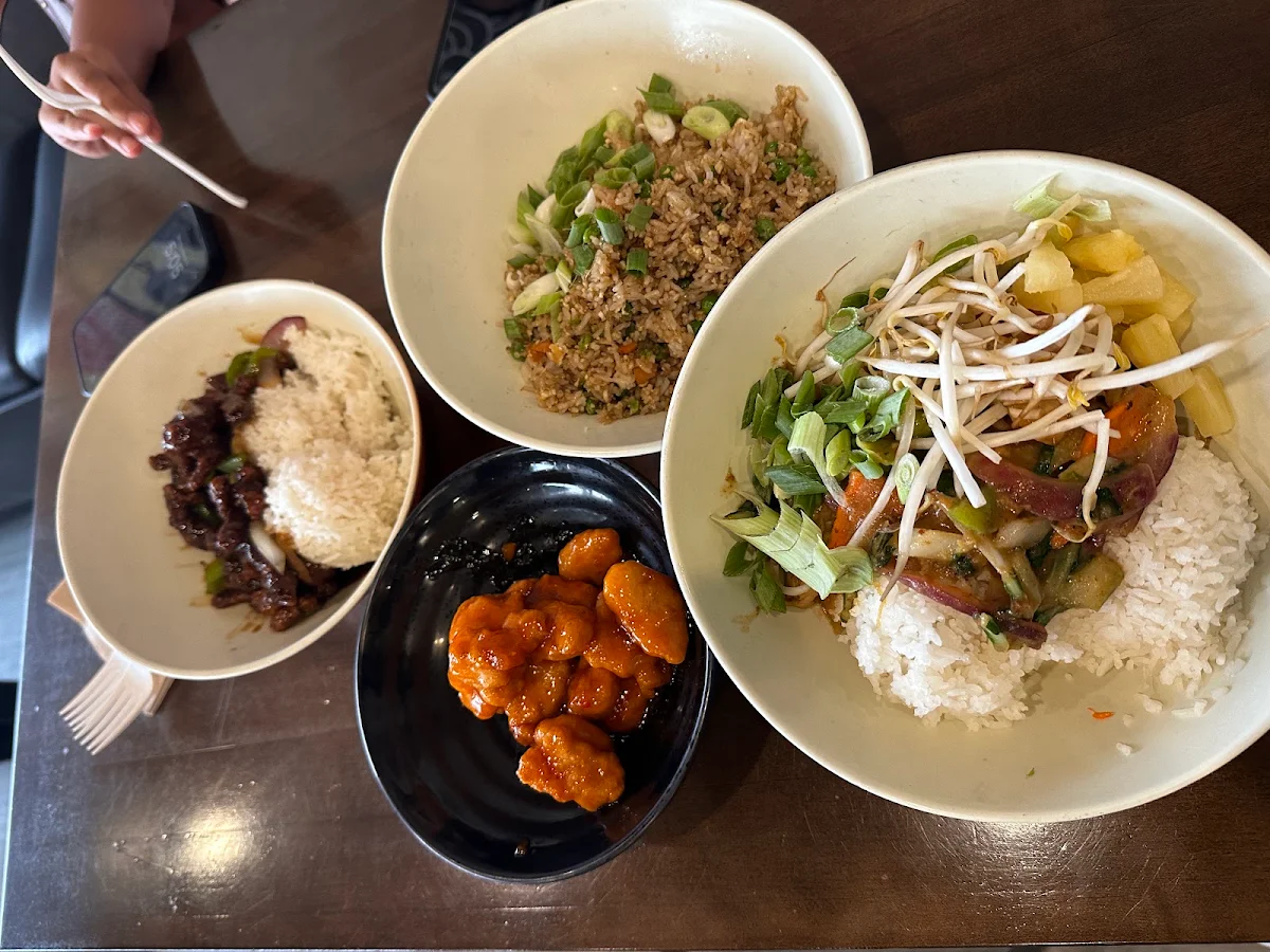 Highlights, Wok Box - Grande Prairie
