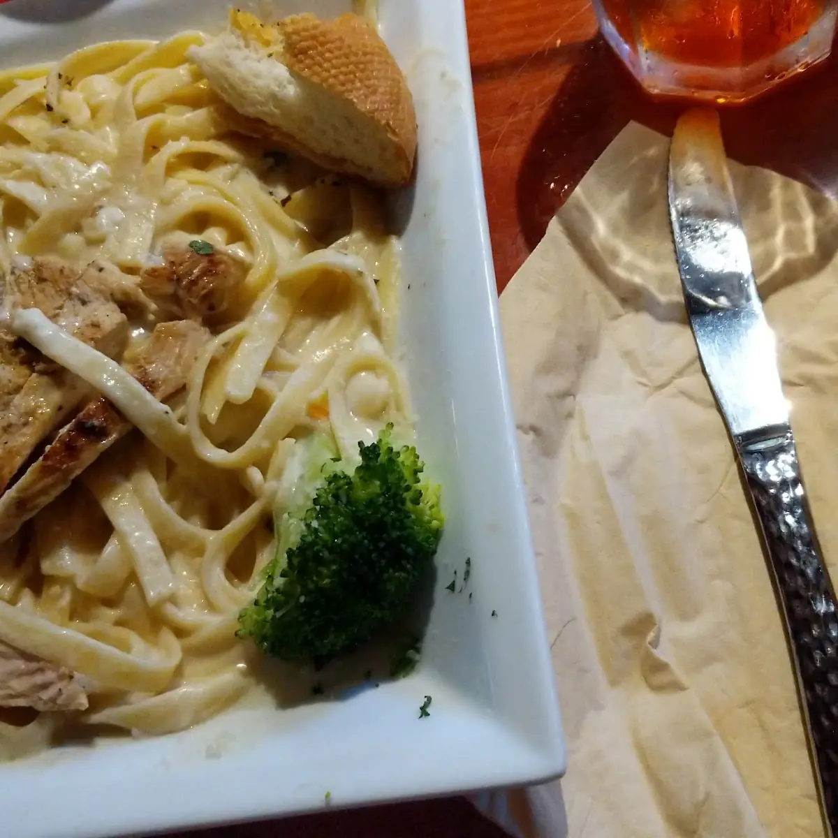 Fettuccine Alfredo with Chicken