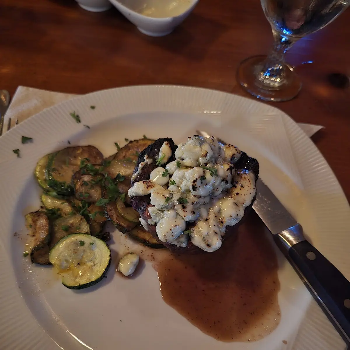 Filet wth Blue Cheese