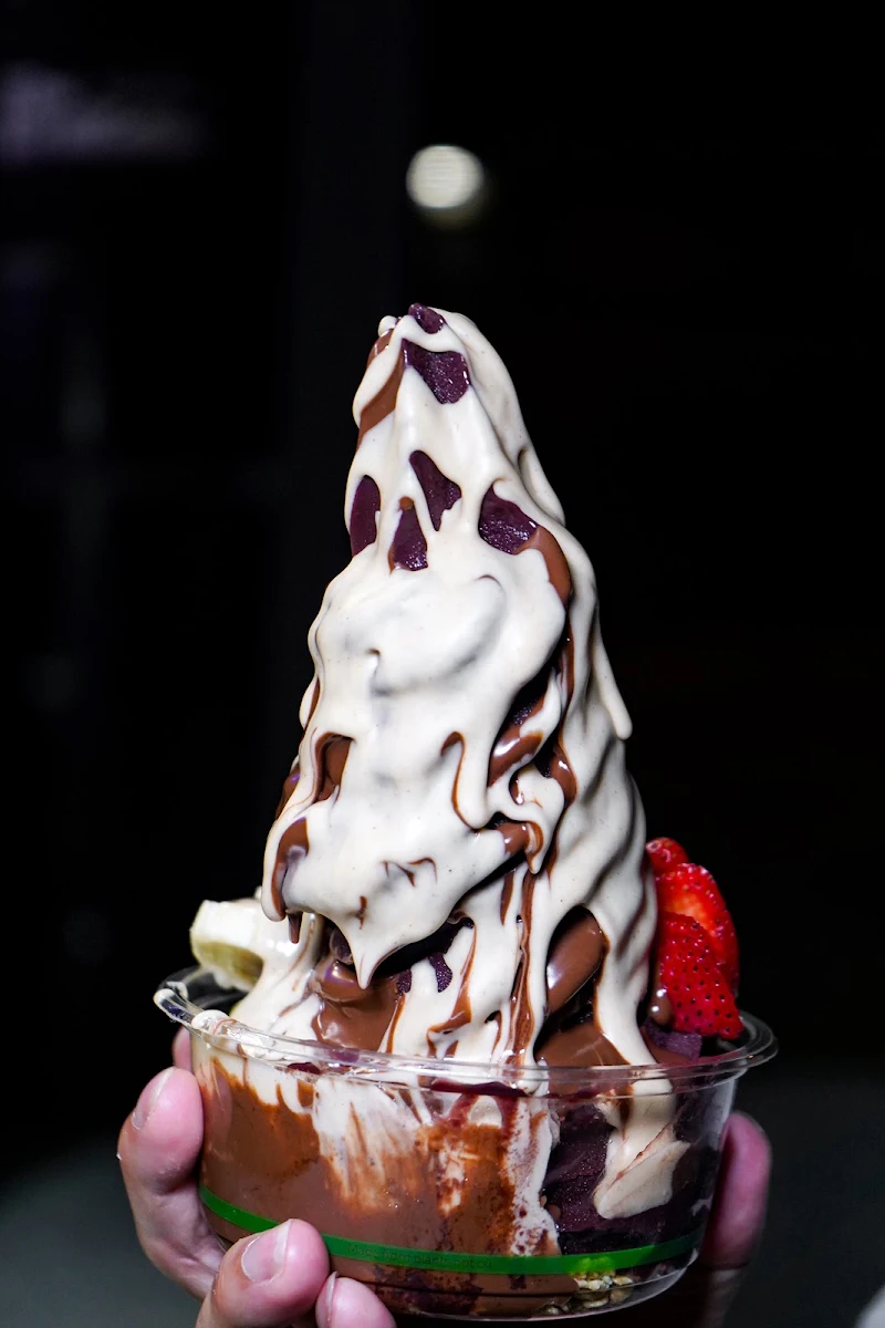 Highlights, The Acai Crew