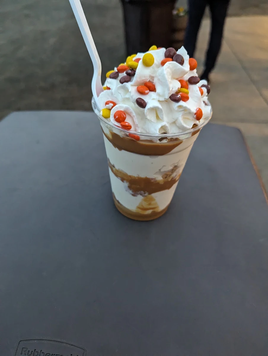 Peanut Butter Lovers Sundae