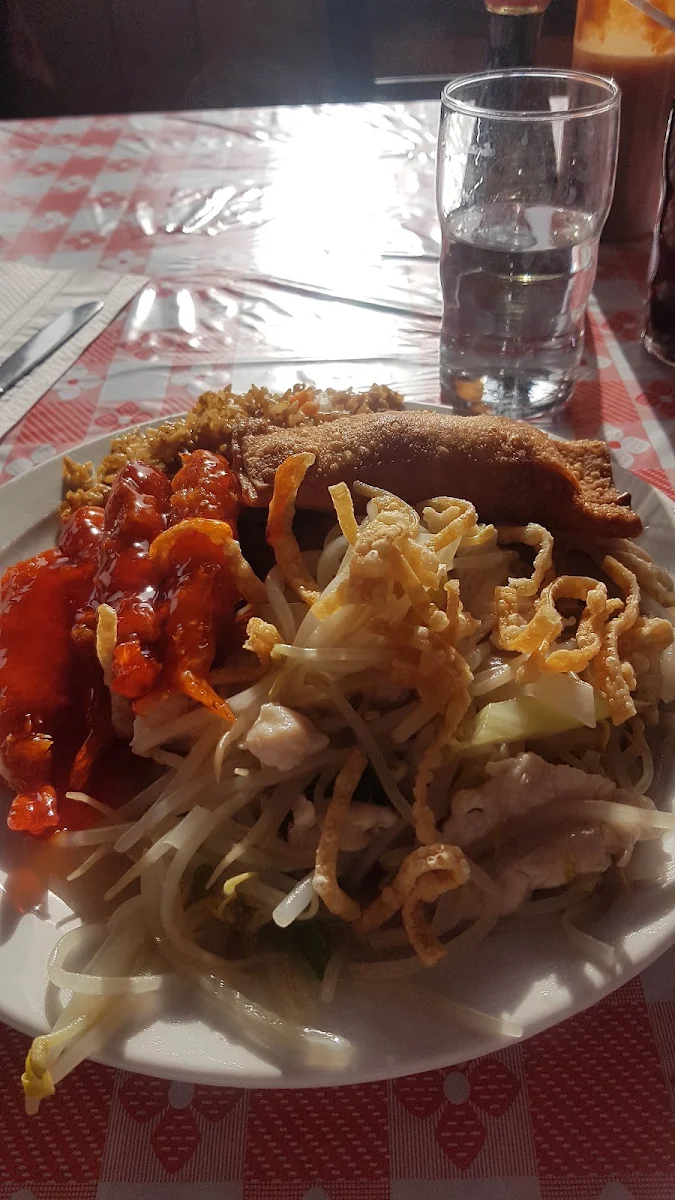 Highlights, Three Aces Restaurant