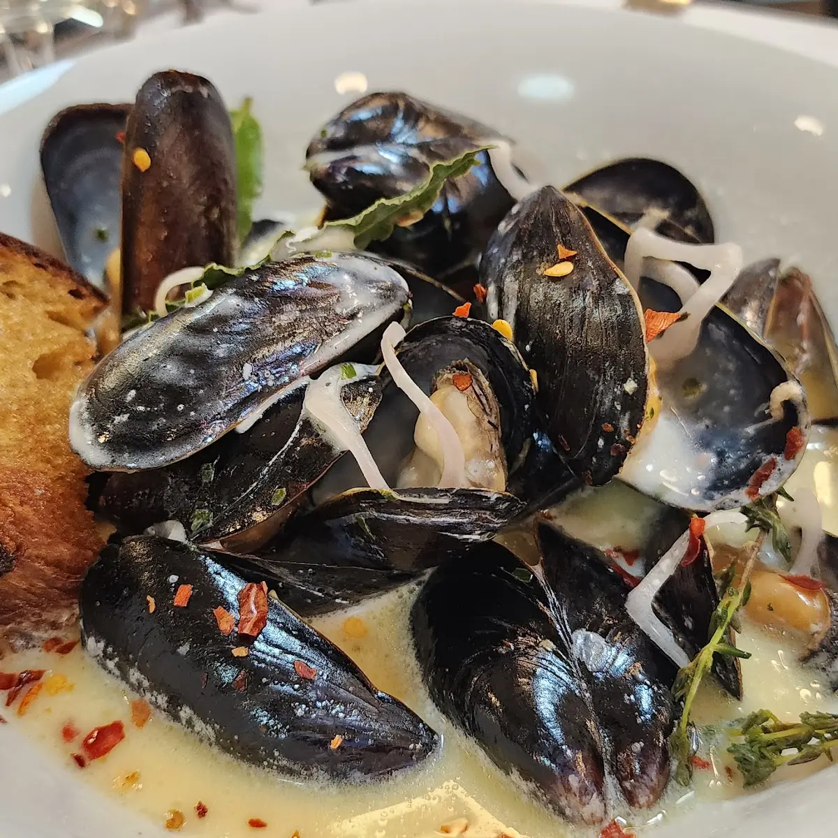 Mussels Marinière