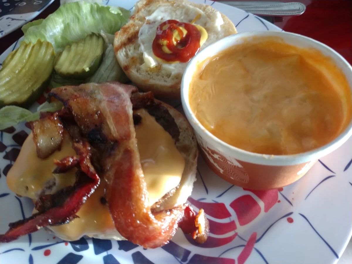 Burger and Mac and Cheese