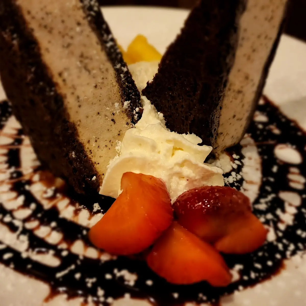 Chocolate Cake w Vanilla Ice Cream
