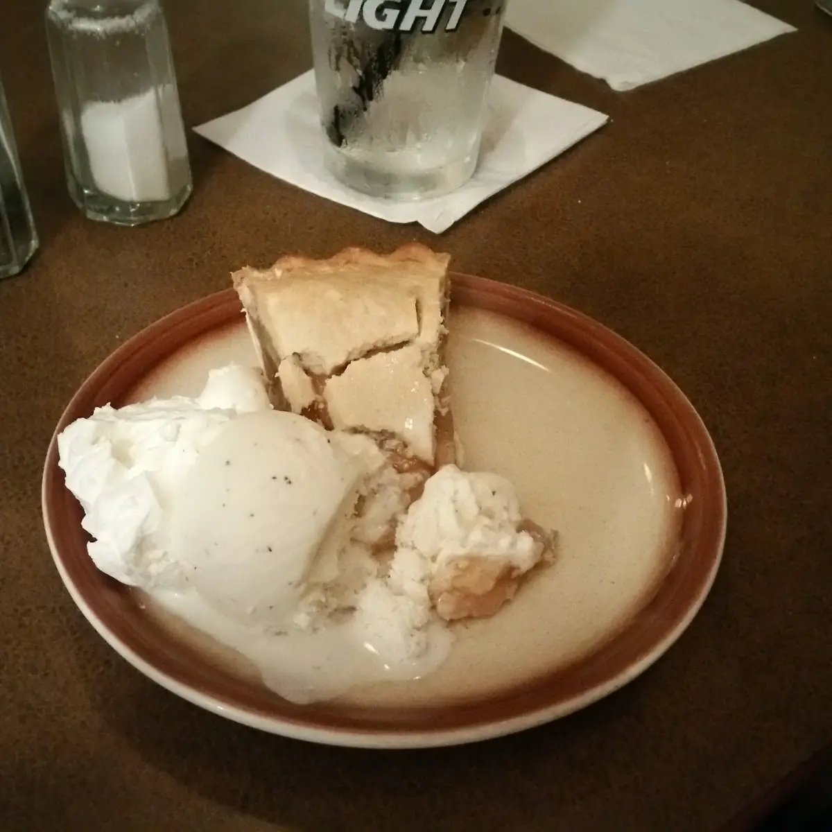 Apple Pie Ala Mode