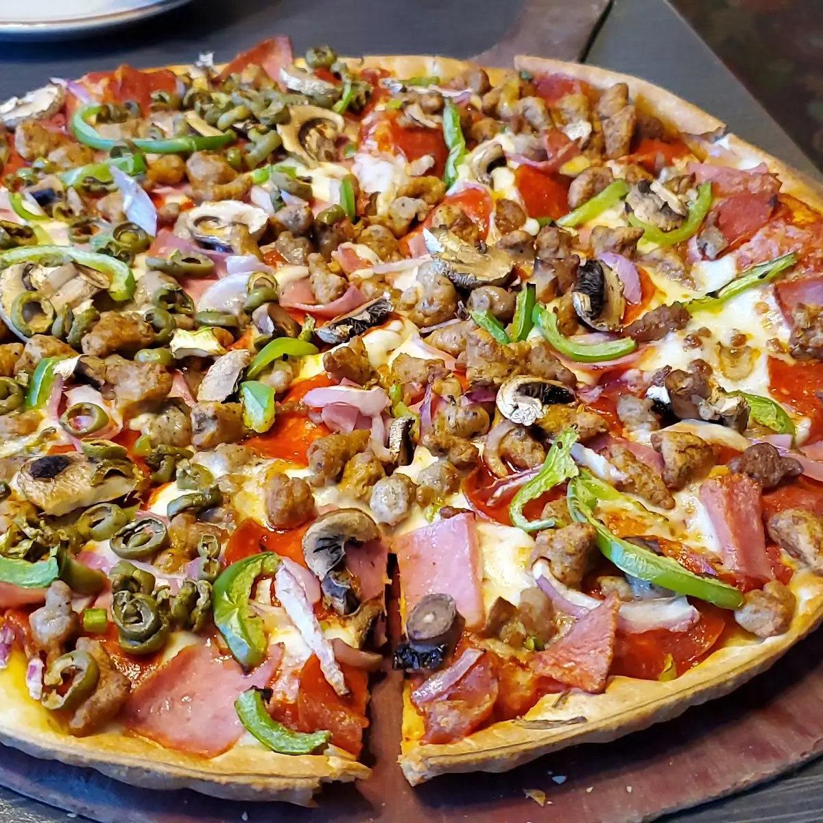 Super Supreme Pizza Thin cr U