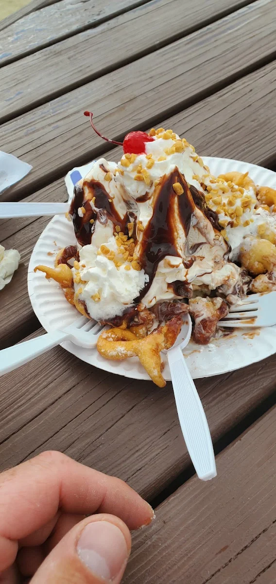 Funnel Cake Sundae