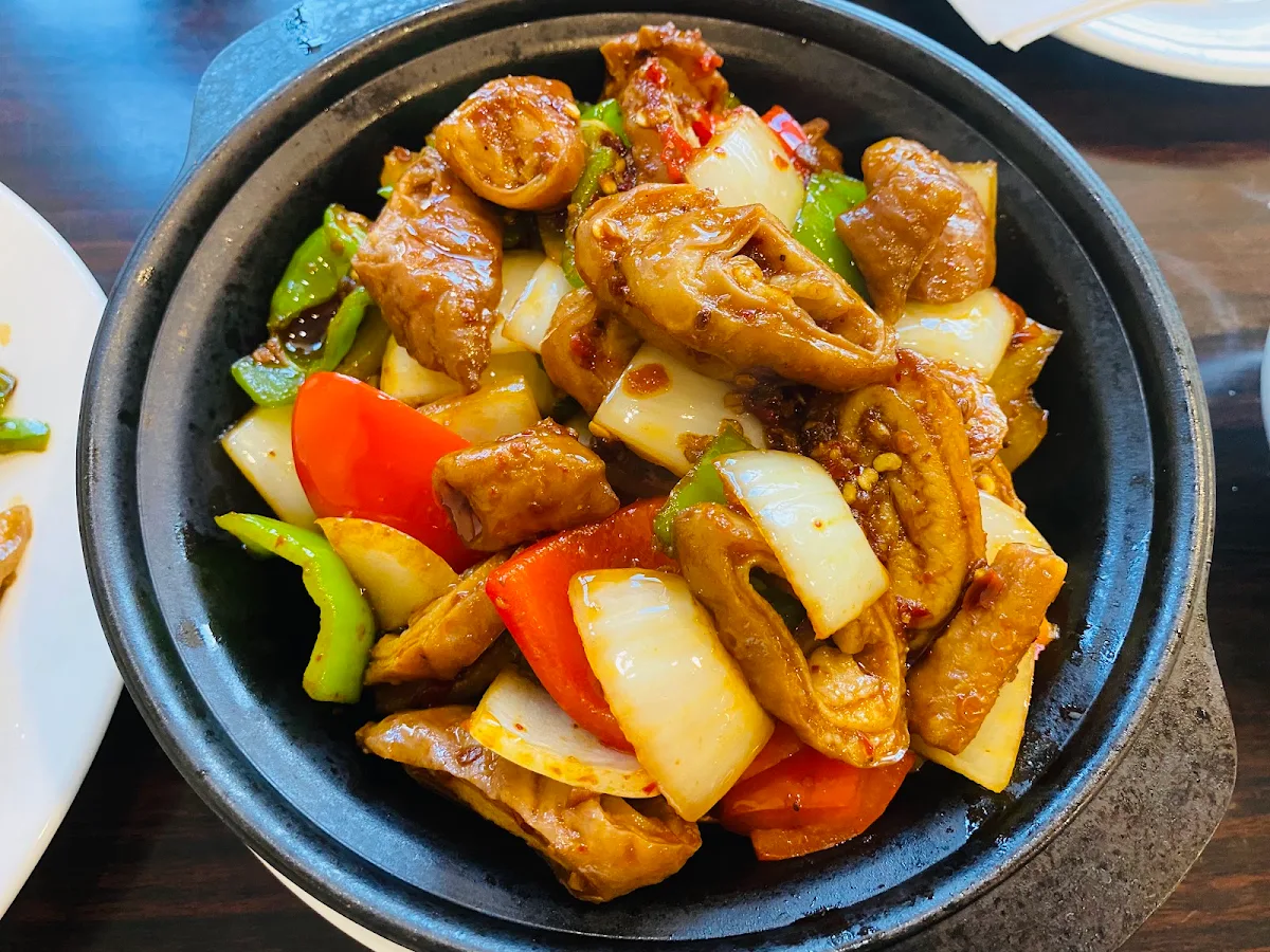 Pork Intestine in Hot Pot, SANHAO BBQ 川湘缘