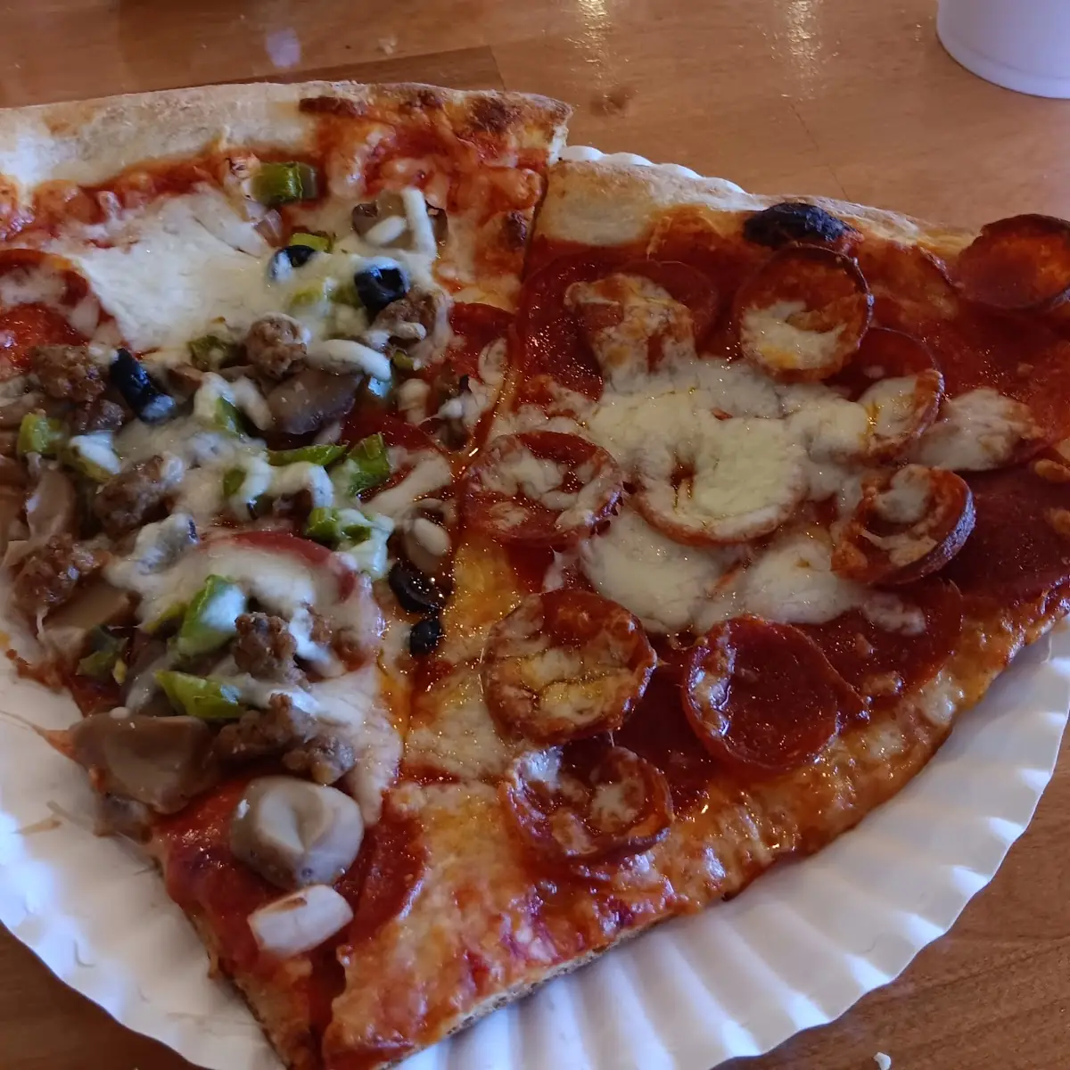 Luca Roni and Supreme Pizza