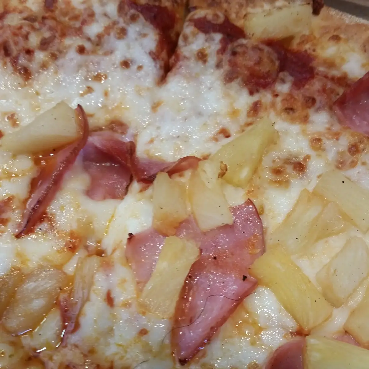 Hawaiian Pizza