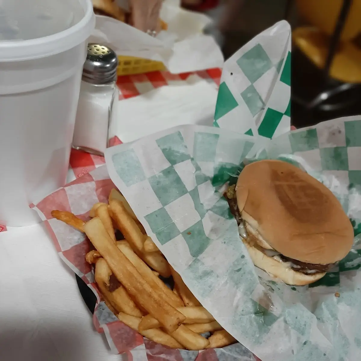 Green Chili Burger a D