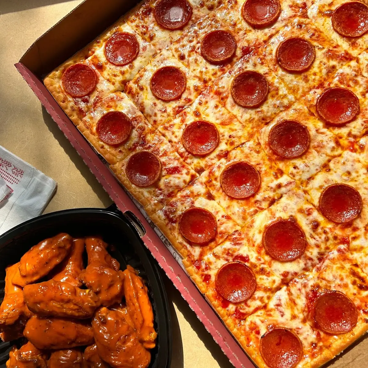 8 Ledo Pizza