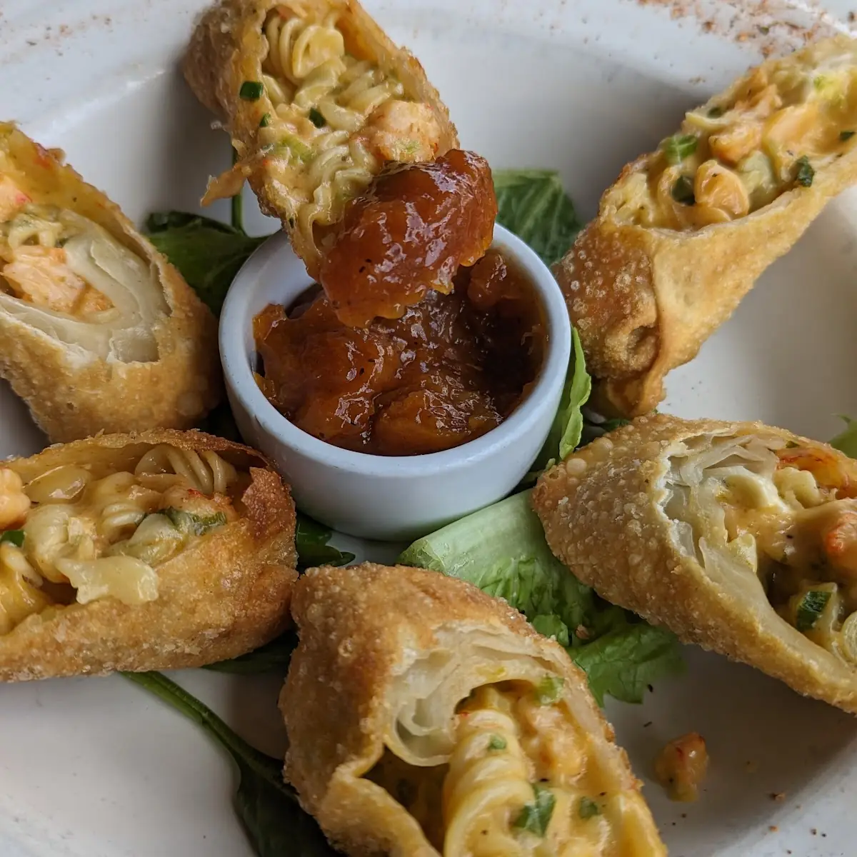 Smoked Crawfish Mac & Cheese Eggroll