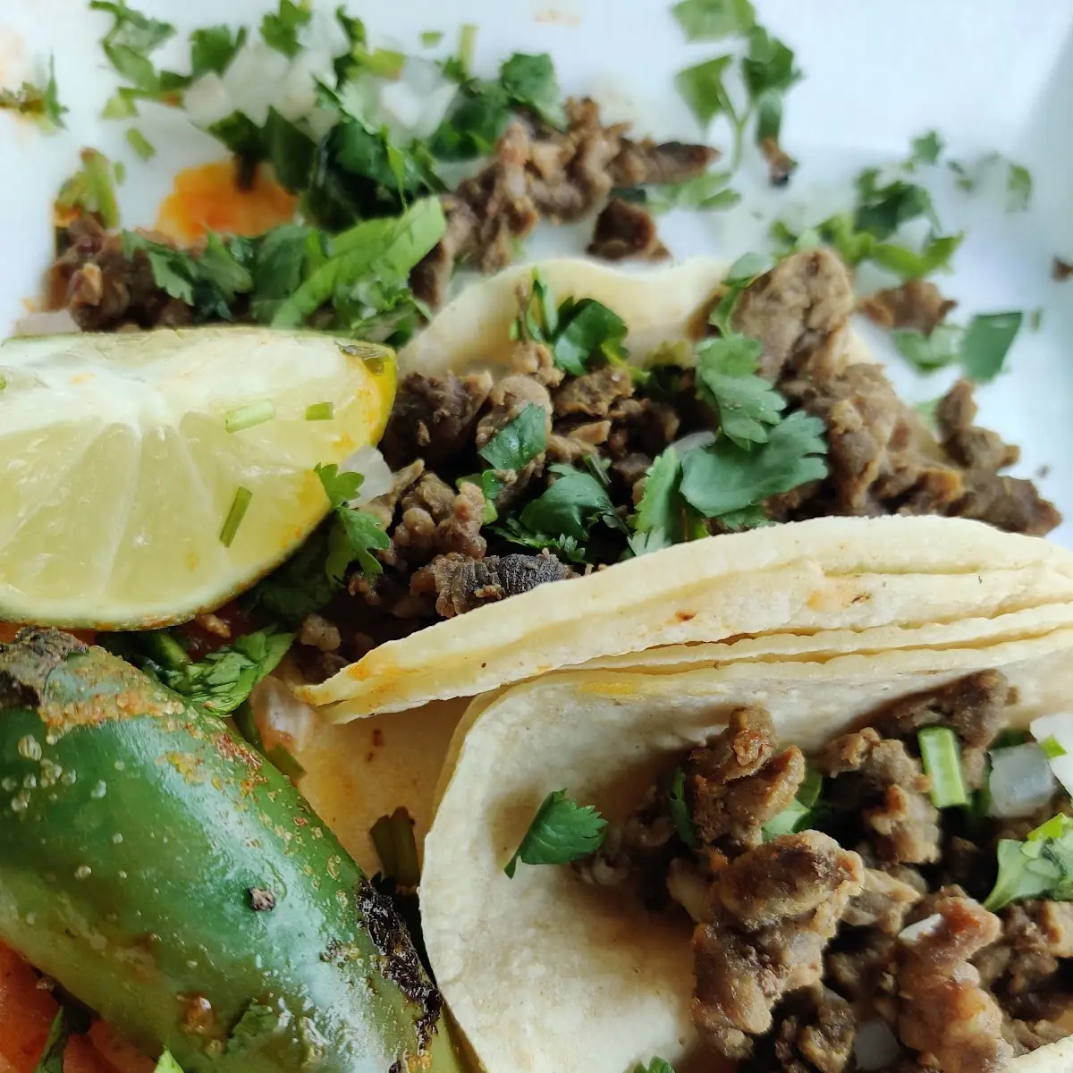 7. 2 Super Tacos con Refresco / 7. 2 Super Tacos with Soda