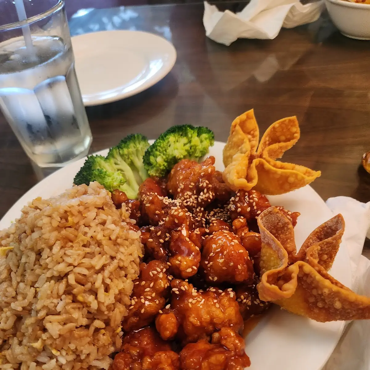 Sesame Chicken Lunch