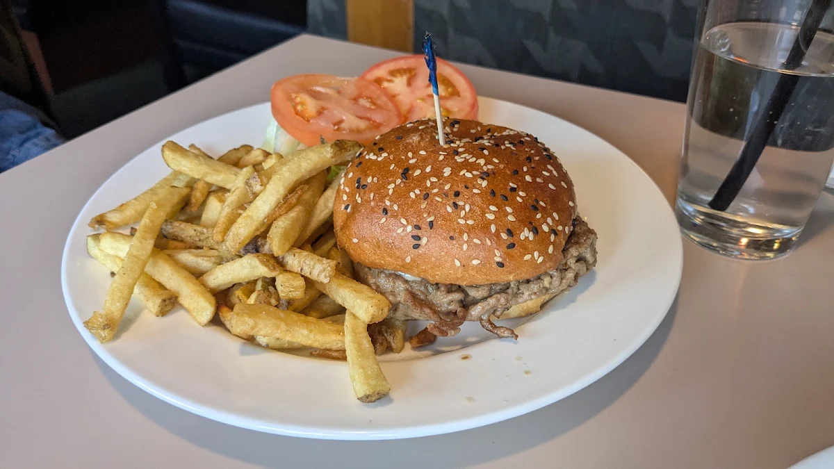 Highlights, Hungry Bear Diner