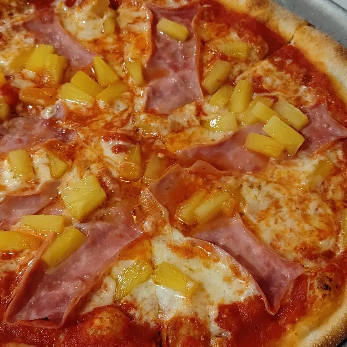 Hawaiian Pizza