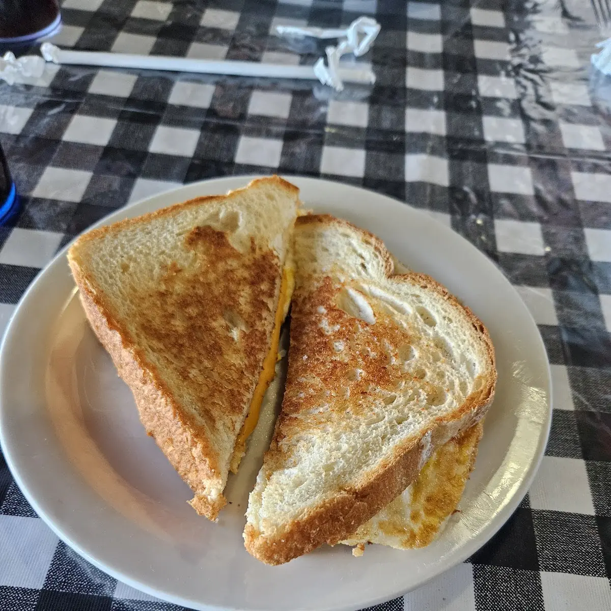 Erg and Cheese Sandwich