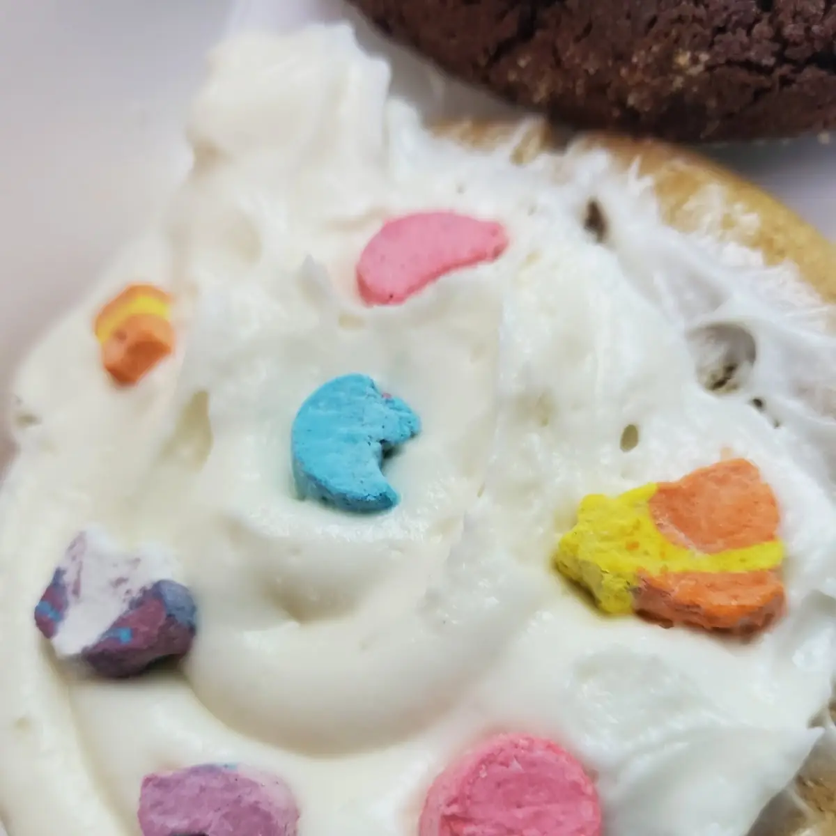 Mallow Creme ft Lucky Charms