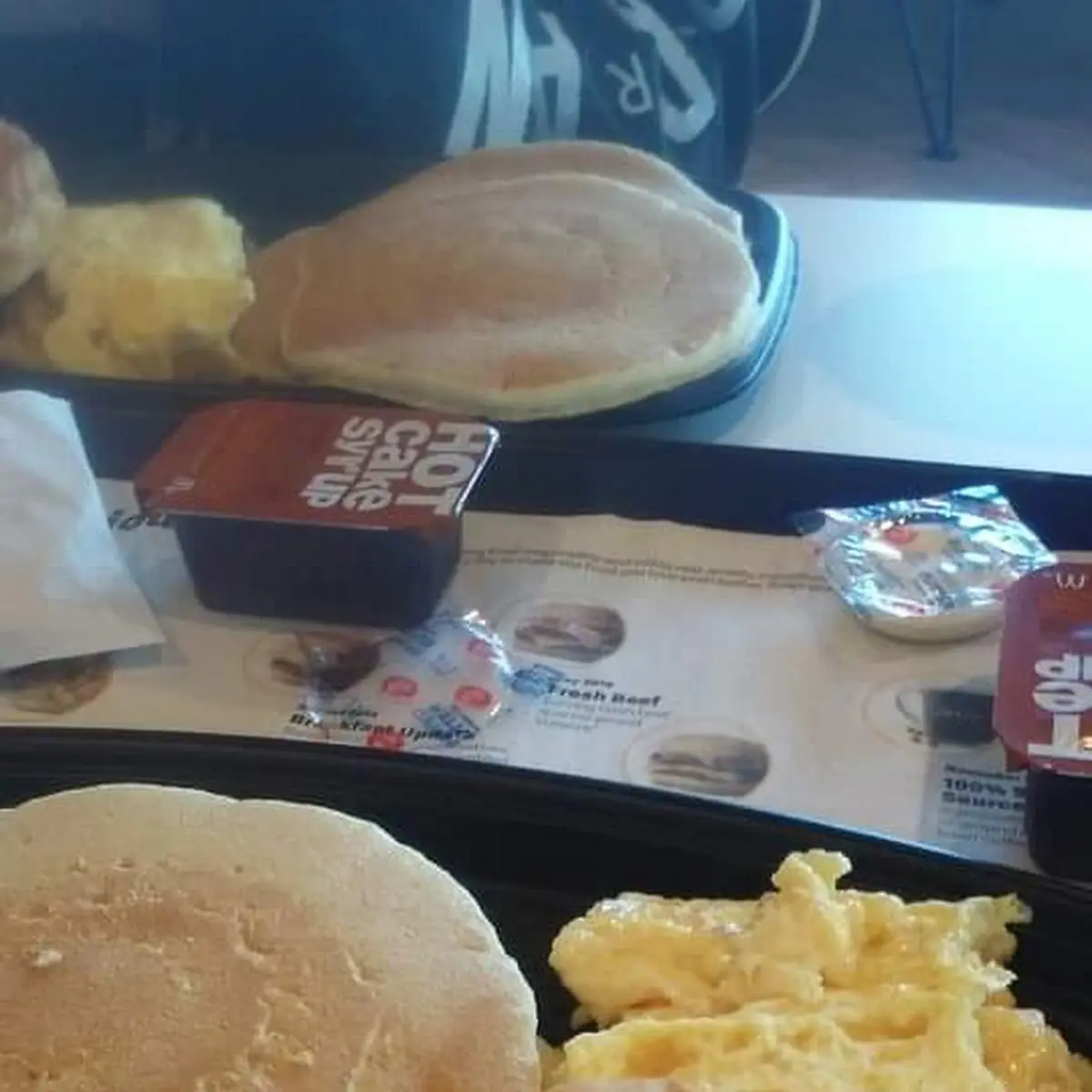 Big Breakfast with Hotcakes