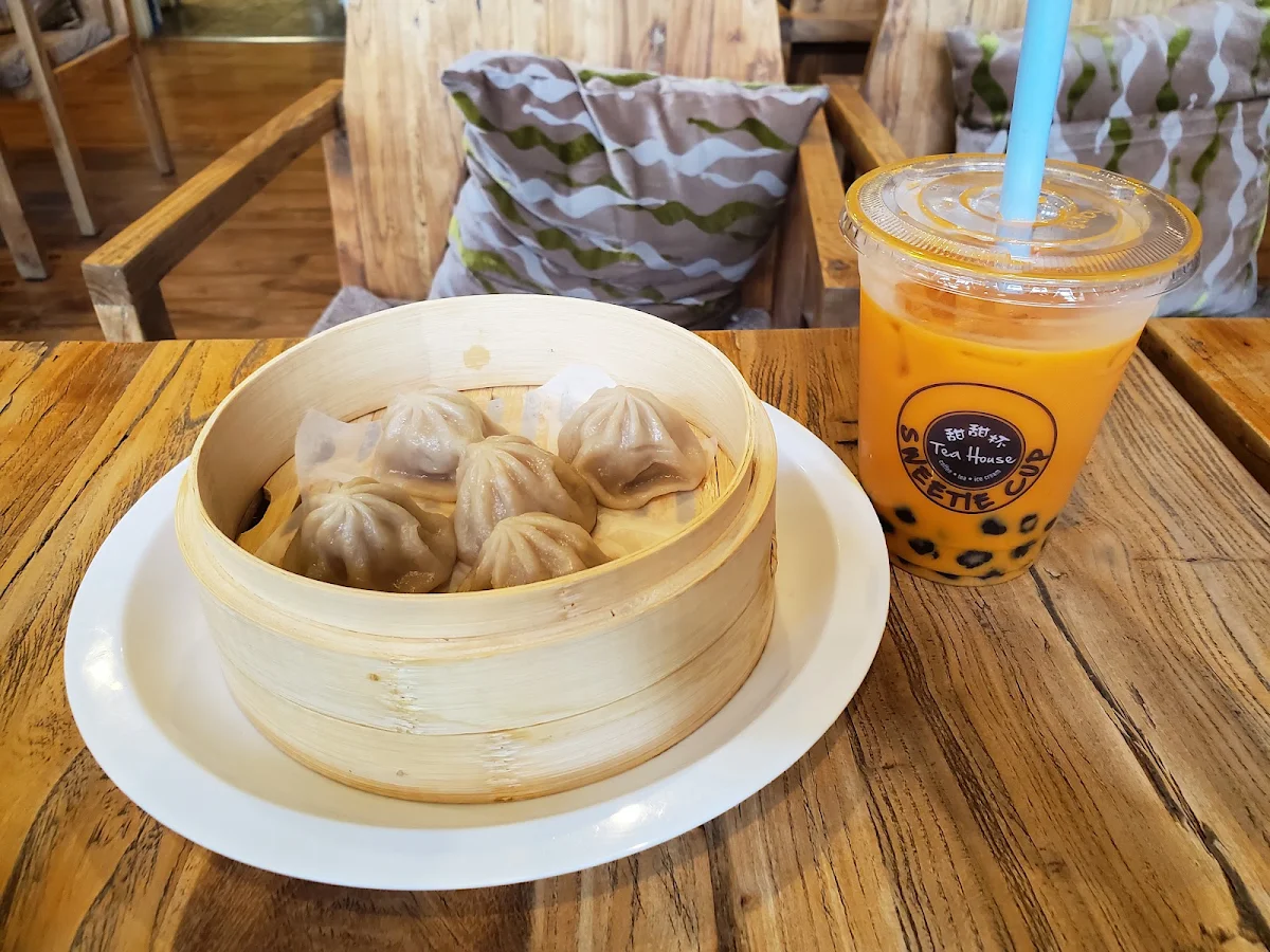 Steamed Buns and Thai Boba