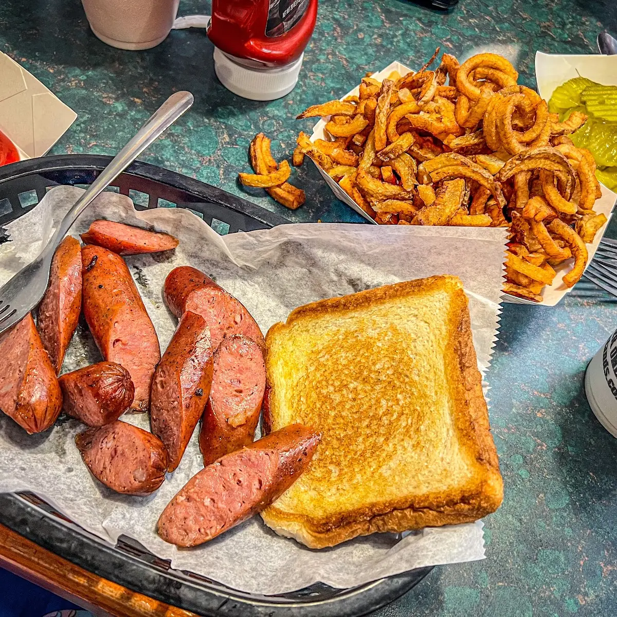 Fries and Texas Toast
