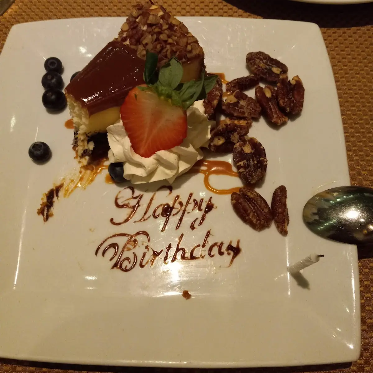 Cake with Chocolate Covered Strawberries