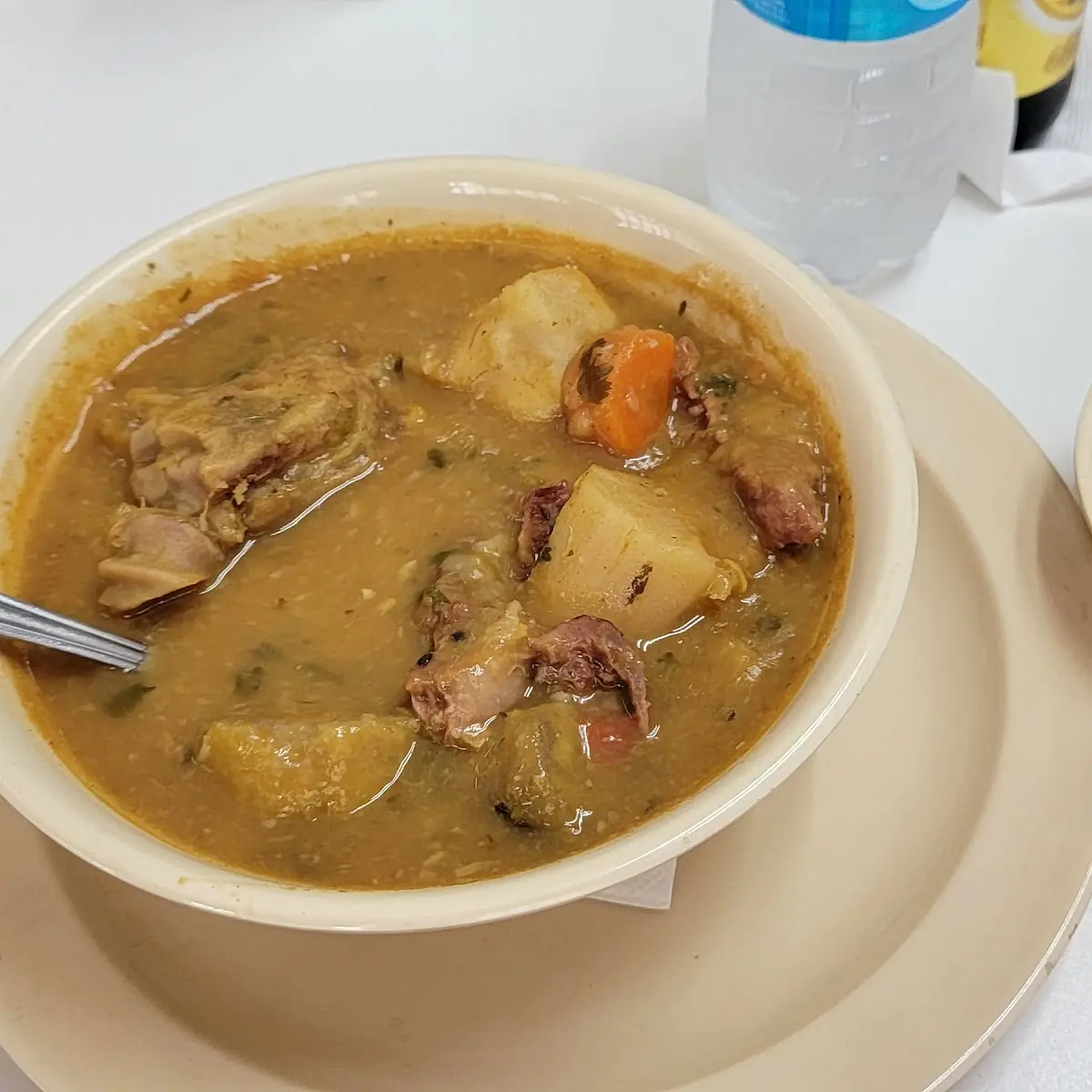 Sancocho Con Arroz Blanco