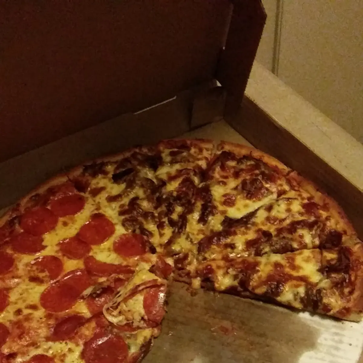 Half Pepper Steak Half Pepperoni Pizza