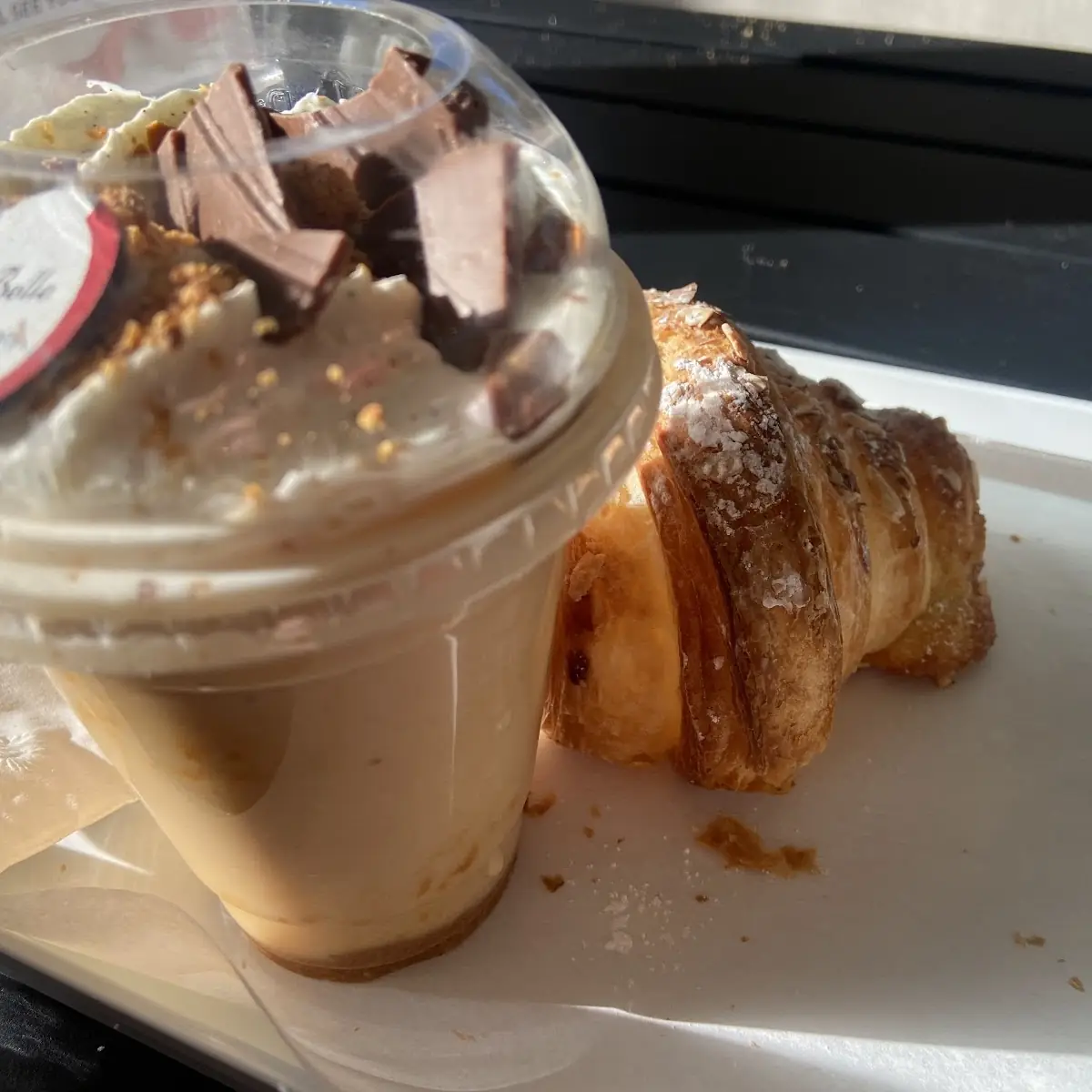 Croissant Aux Amandes