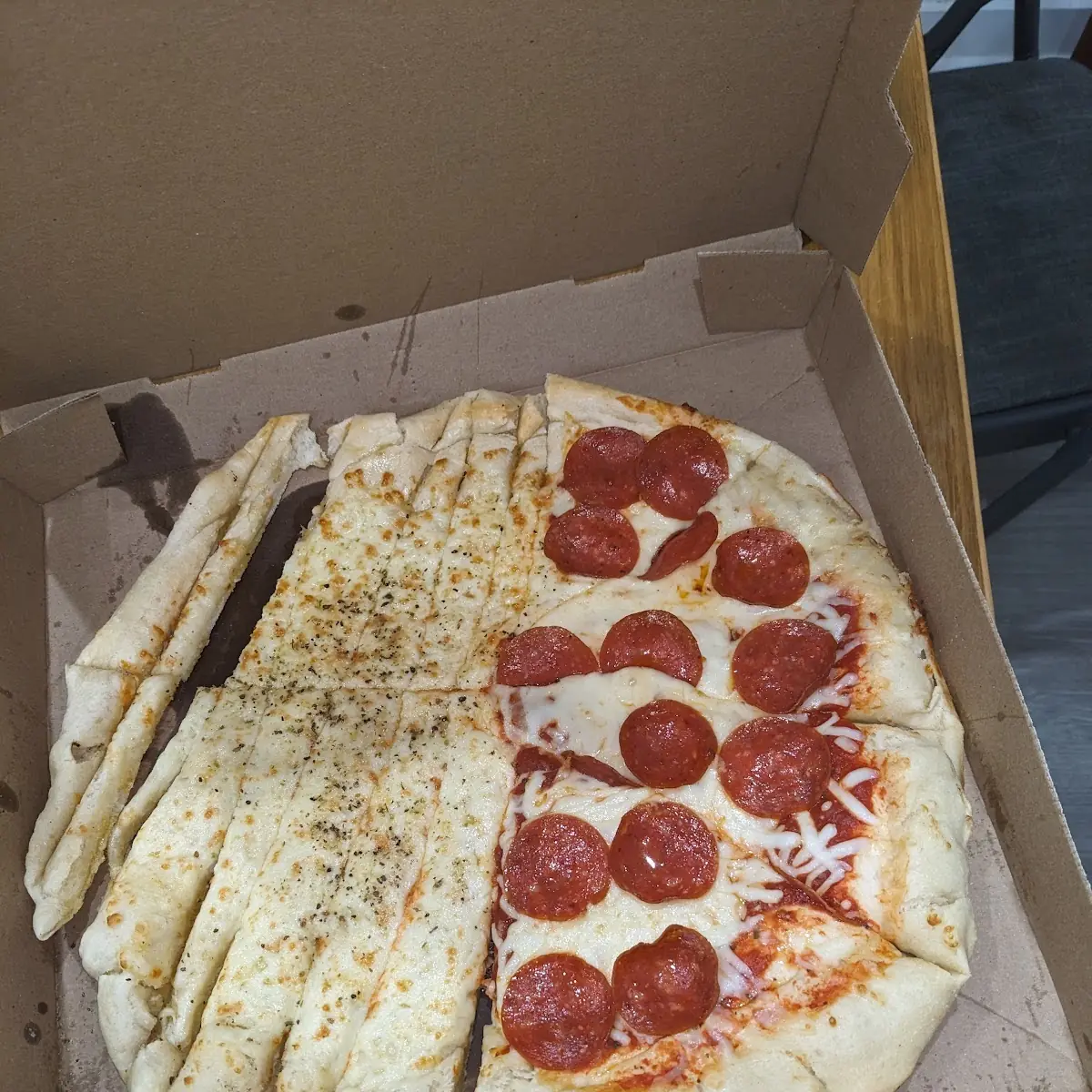 Pizza and Stix