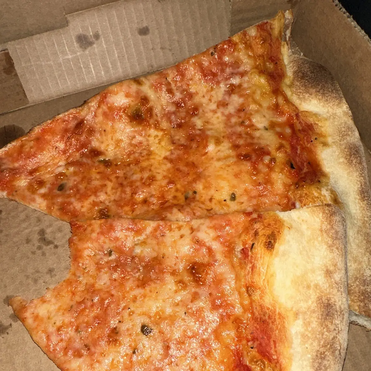 Round Cheese Pizza Pie