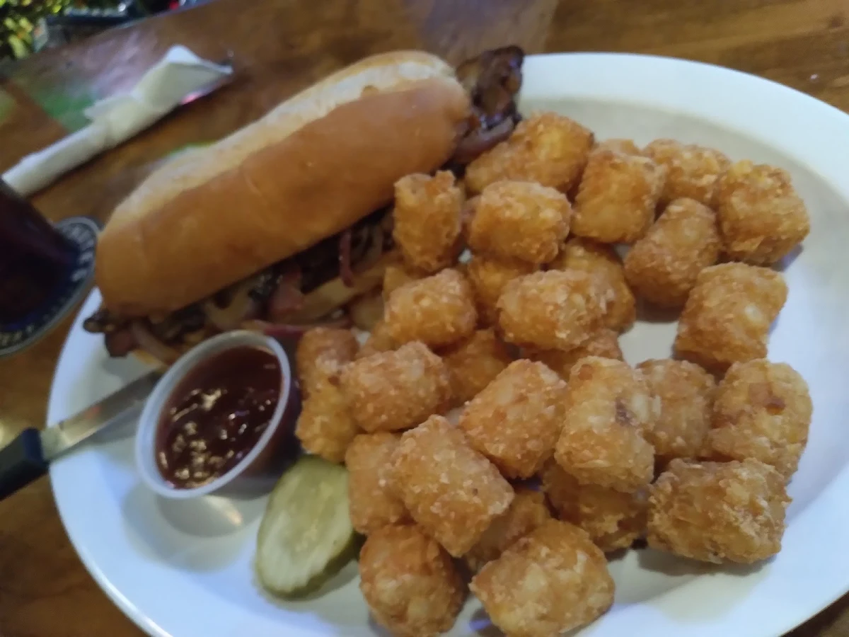 Steak Sandwich with Tots